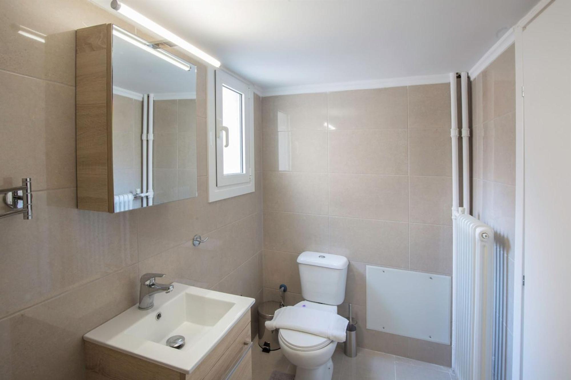 Peaceful Renovated Apartment Near Lycabettus Hill Athens Exterior photo