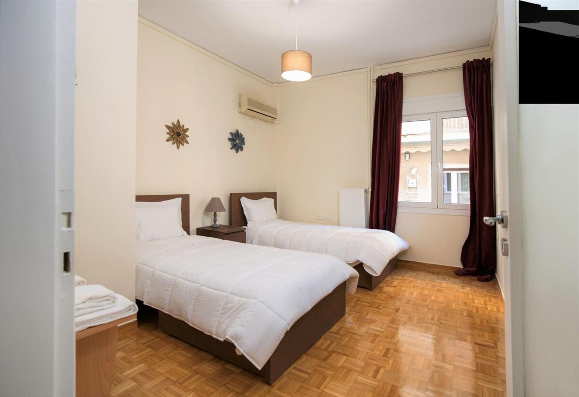 Peaceful Renovated Apartment Near Lycabettus Hill Athens Exterior photo